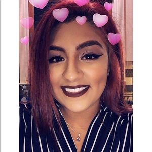 Meet your Posher, Estefany